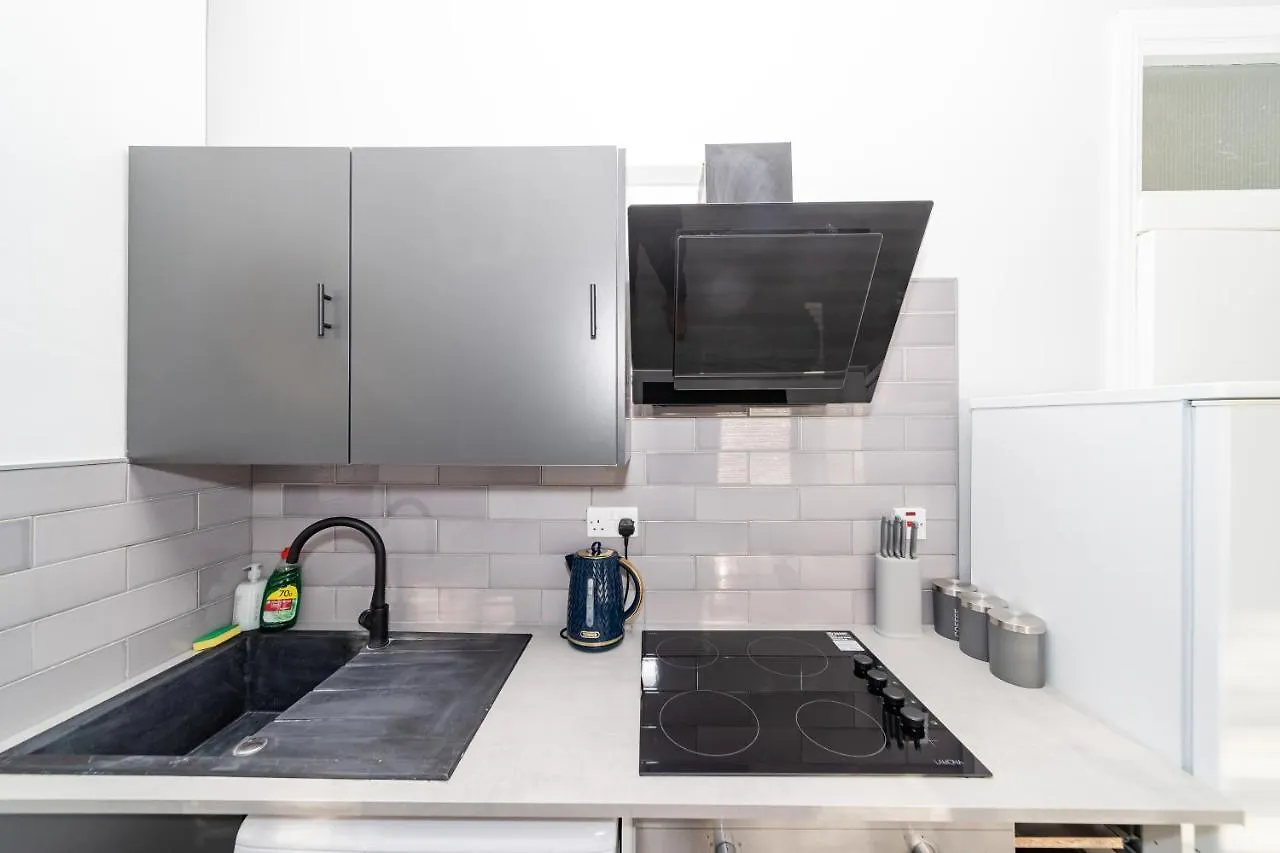 Flash Sale Hove 1 Bedroom Flat Bn329Dav06 Brighton